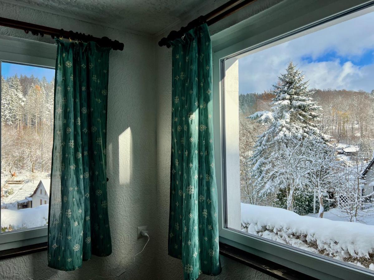 Urige Berghuette Mit Kamin Und Sauna Im Erzgebirge Nahe Schwarzwassertal Pobershau Екстериор снимка